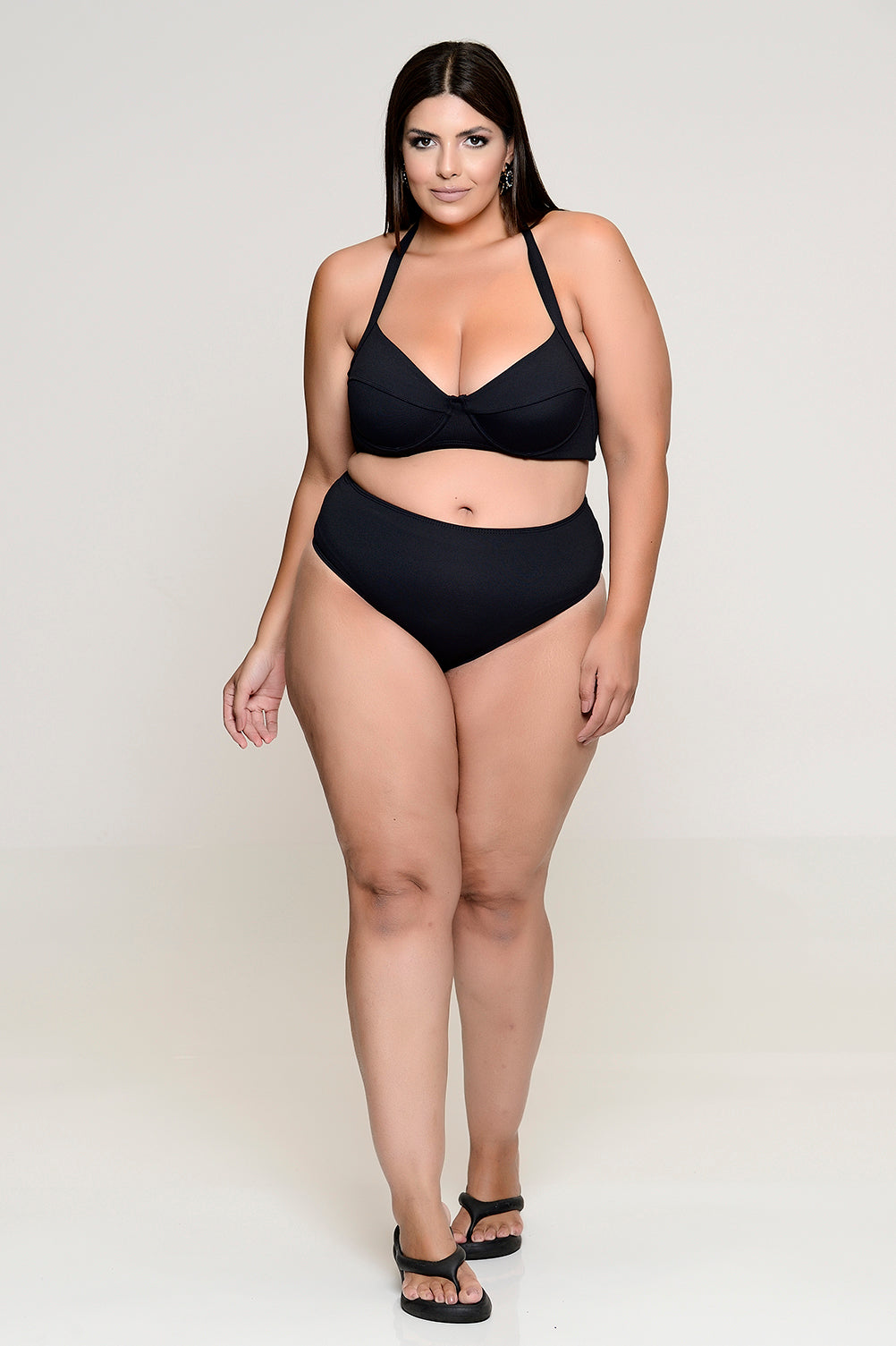 Biquíni Plus Size Top Sem Bojo e Calcinha Fio