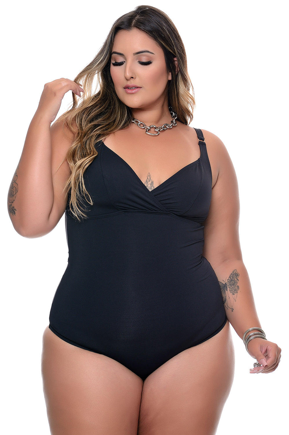 Maiô Plus Size Preto Sem Bojo