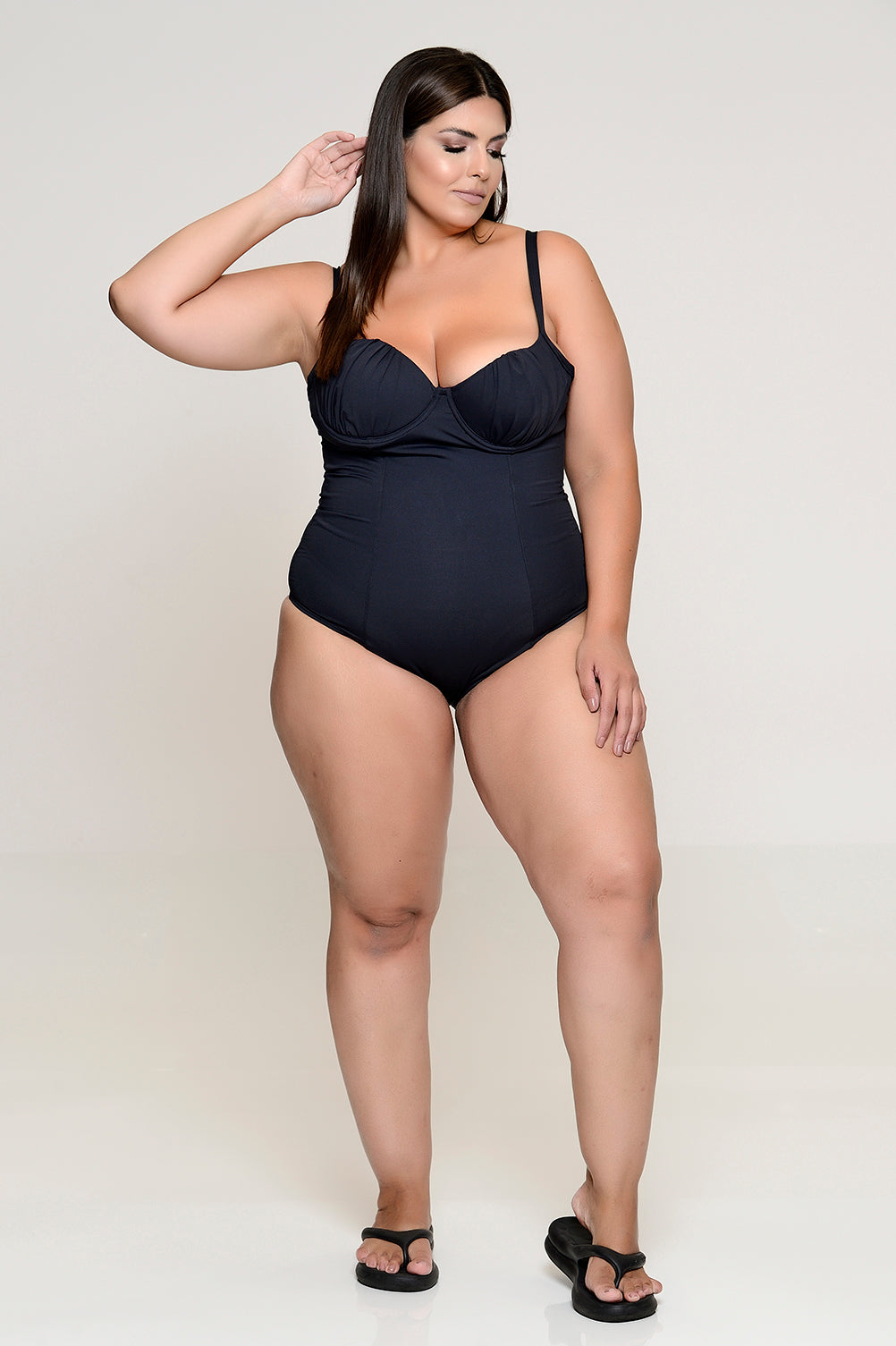 Maiô Plus Size Zero Barriga Com Bojo Preto