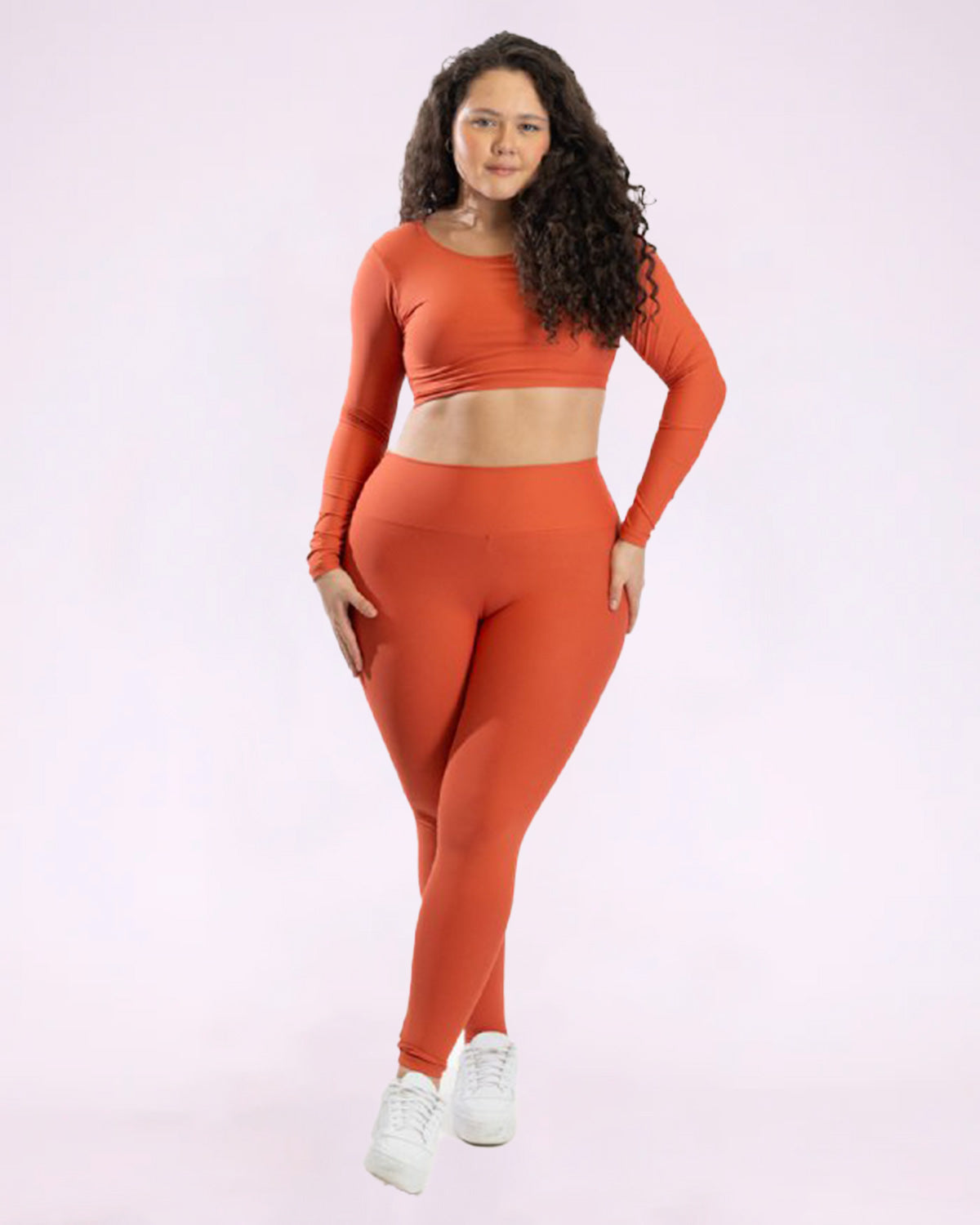 Conjunto Legging Básica Curve Plus Size + Top Manga Longa